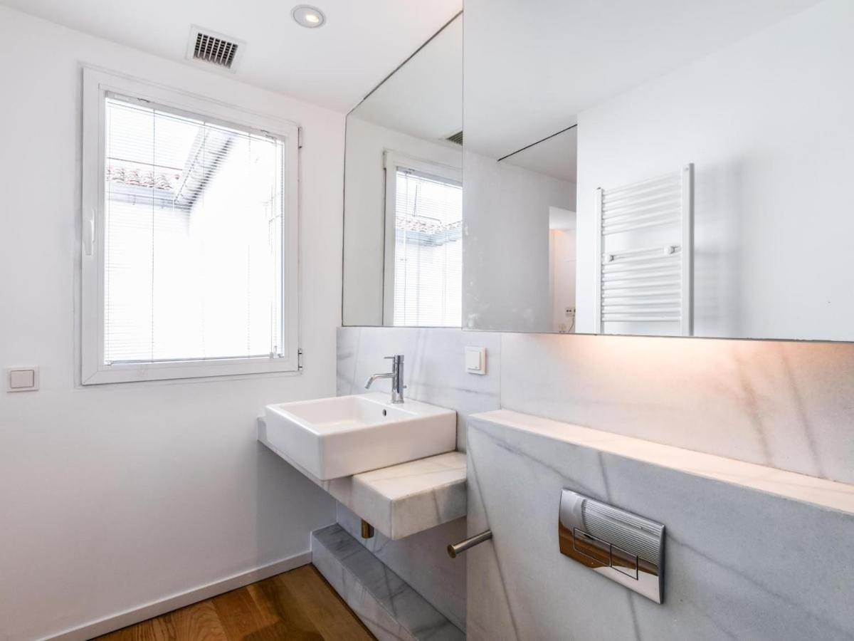 Apartamento De Diseno De Lujo En Lavapies Alquiler Temporal مدريد المظهر الخارجي الصورة